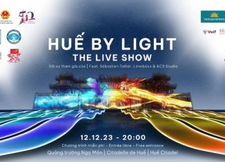 Hue by Light – The Live Show